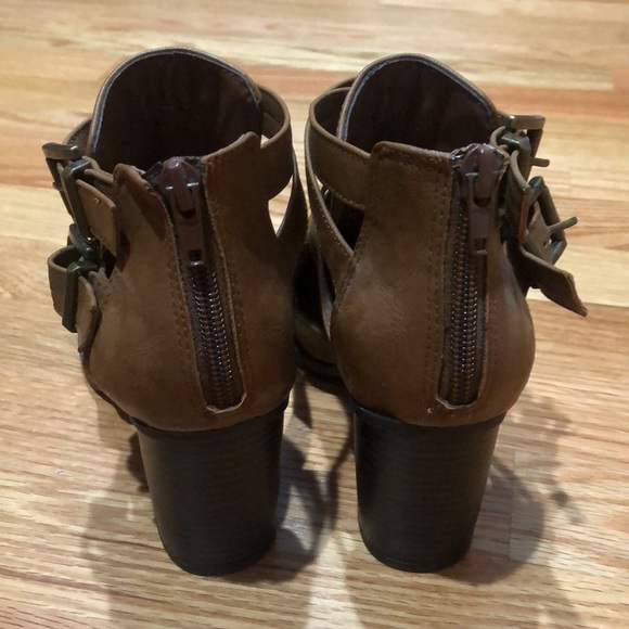 Bootie - Picture 3 of 4